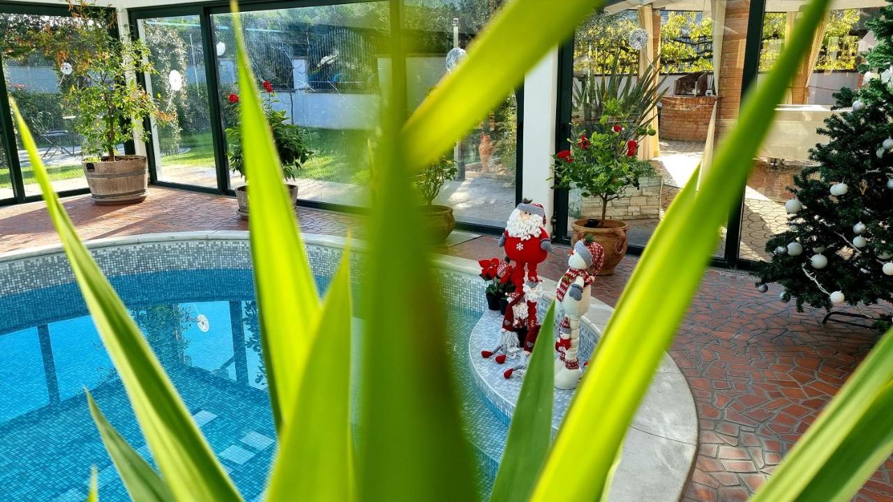Fontana Oasis Apartments Castelnuovo del Garda Exterior photo